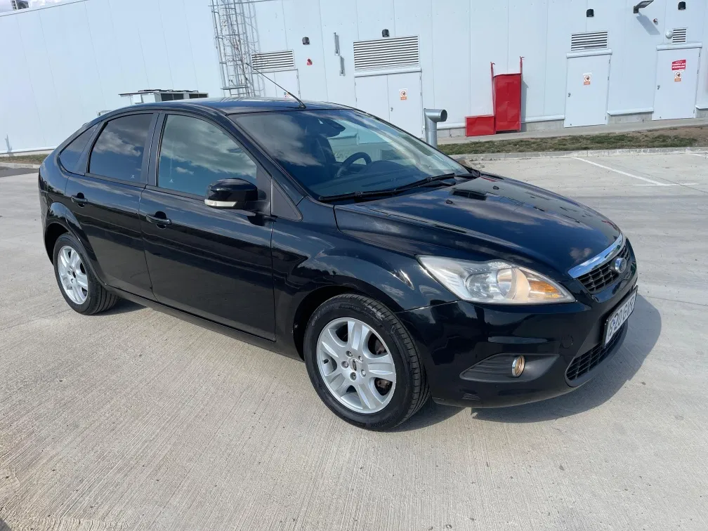 Fotografie: 2009 Ford Focus