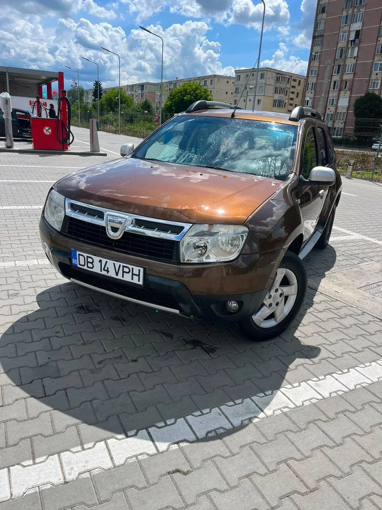 Fotografie: 2011 Dacia Duster