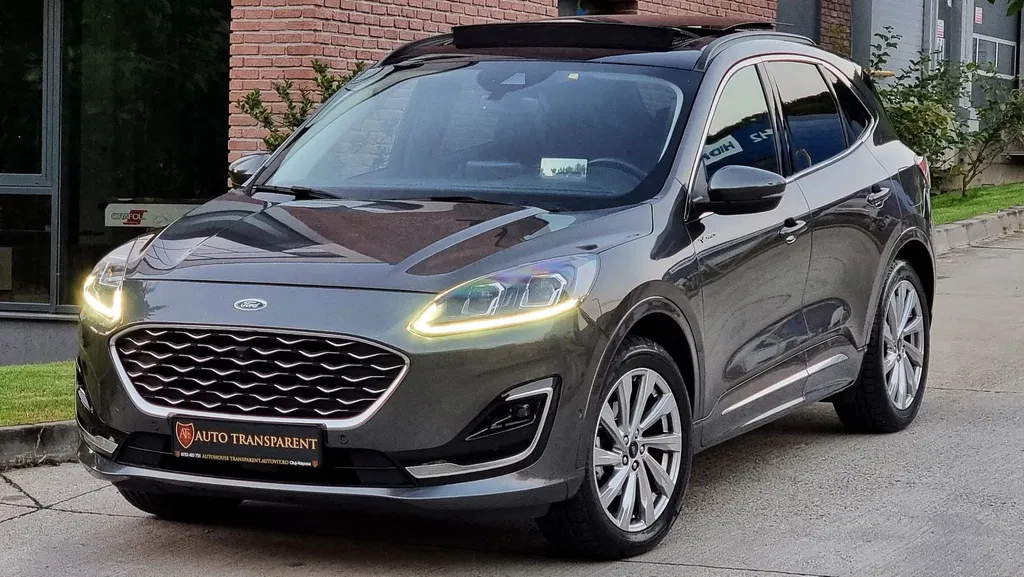 Fotografie: 2022 Ford Kuga