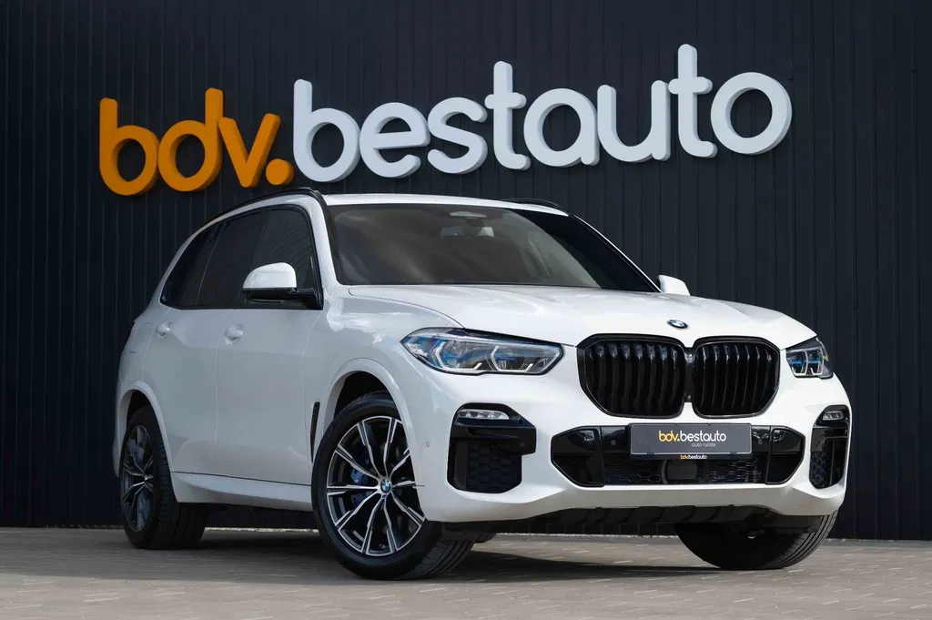 Fotografie: 2019 BMW X5
