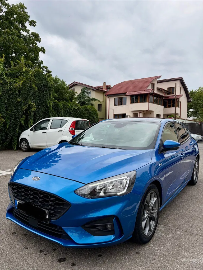 Fotografie: 2020 Ford Focus