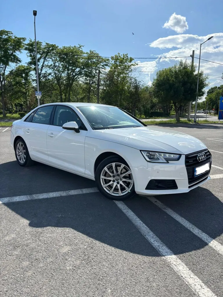 Fotografie: 2016 Audi A4 Limuzina