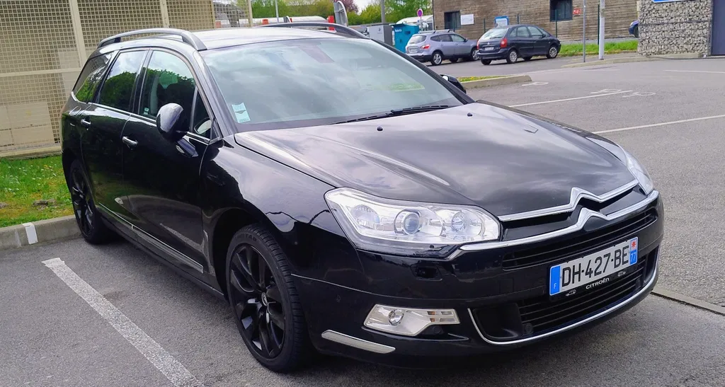 Fotografie: 2012 Citroen C5