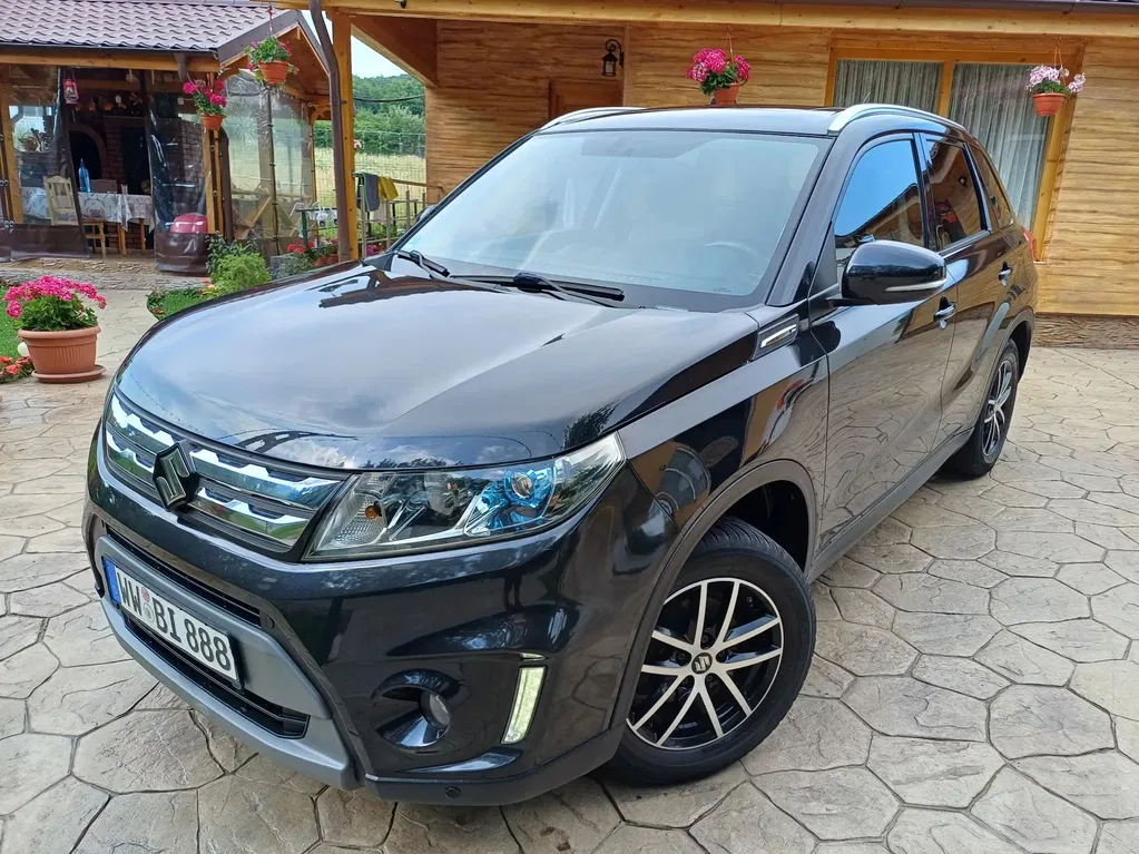 Fotografie: 2015 Suzuki Vitara
