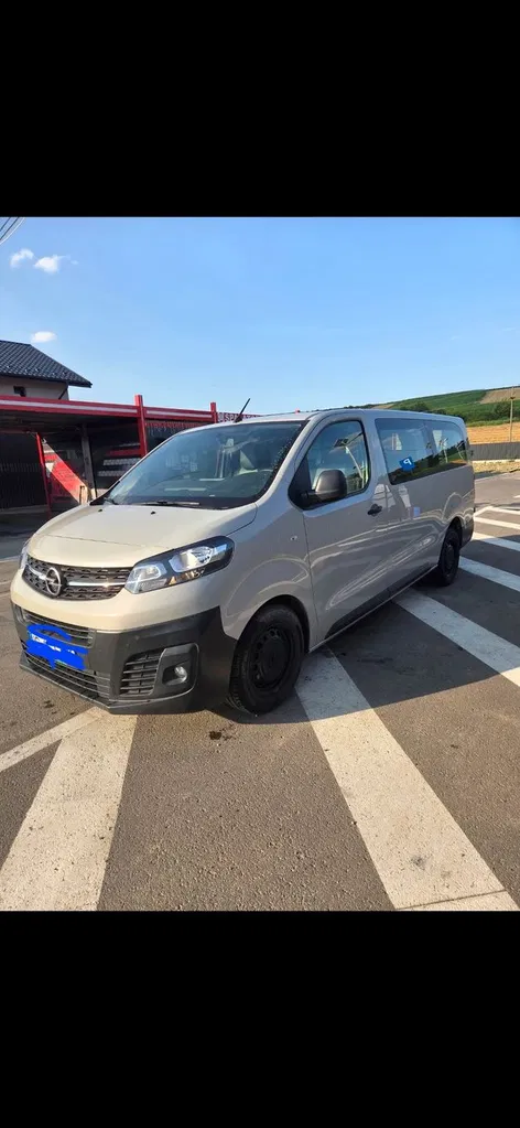 Fotografie: 2020 Opel Vivaro