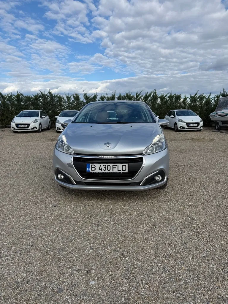 Fotografie: 2017 Peugeot 208