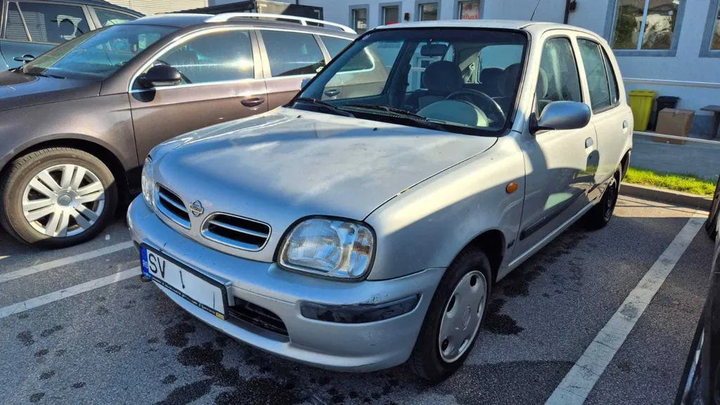 Fotografie: 1999 Nissan Micra