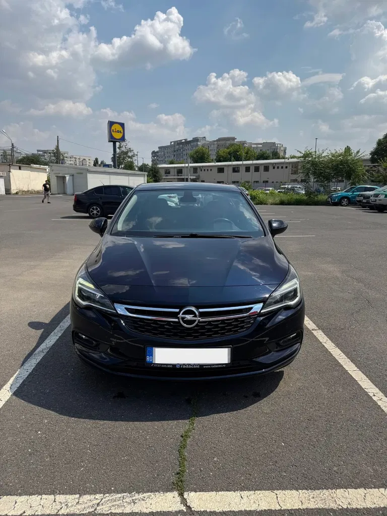Fotografie: 2018 Opel Astra