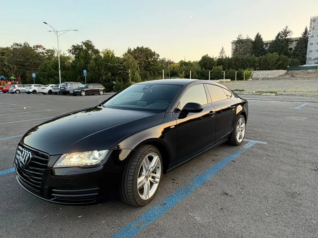 Fotografie: 2014 Audi A7 Sportback