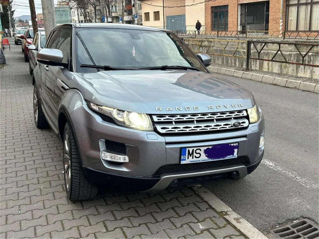Fotografie: 2013 Land Rover Range Rover Evoque