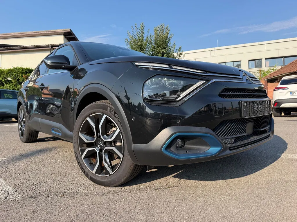 Fotografie: 2022 Citroen C4