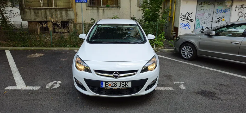 Fotografie: 2018 Opel Astra