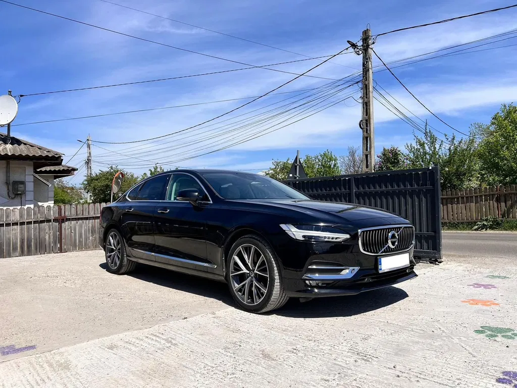 Fotografie: 2017 Volvo S90