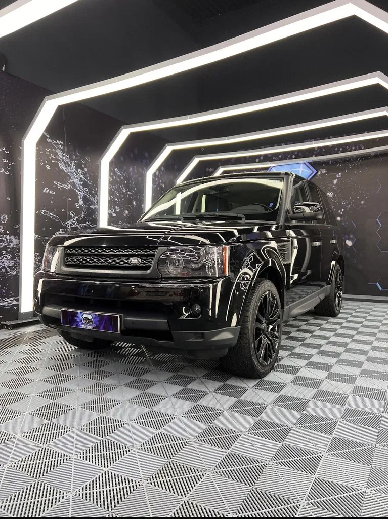Fotografie: 2011 Land Rover Range Rover Sport