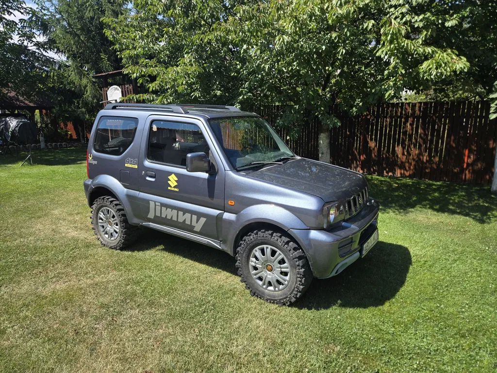 Fotografie: 2006 Suzuki Jimny