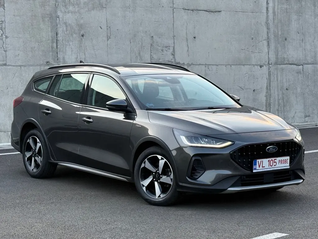 Fotografie: 2023 Ford Focus