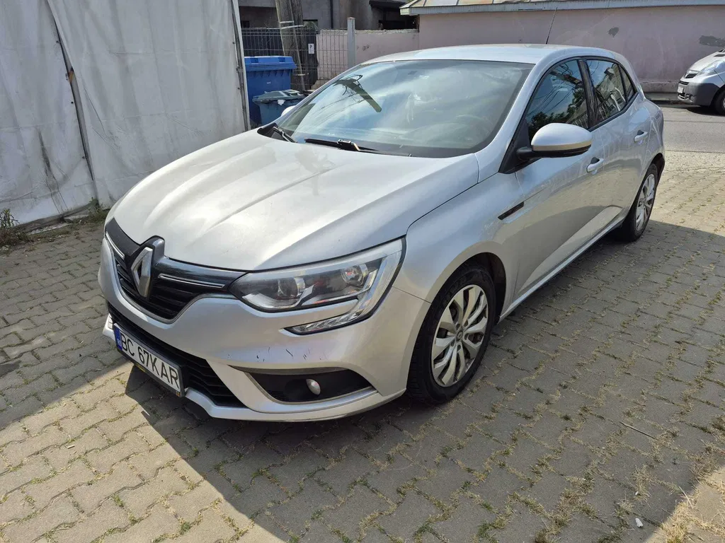 Fotografie: 2016 Renault Megane