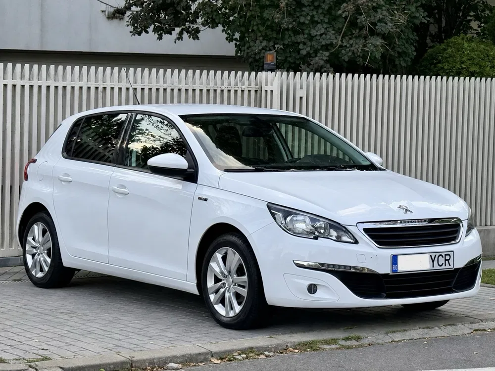 Fotografie: 2015 Peugeot 308