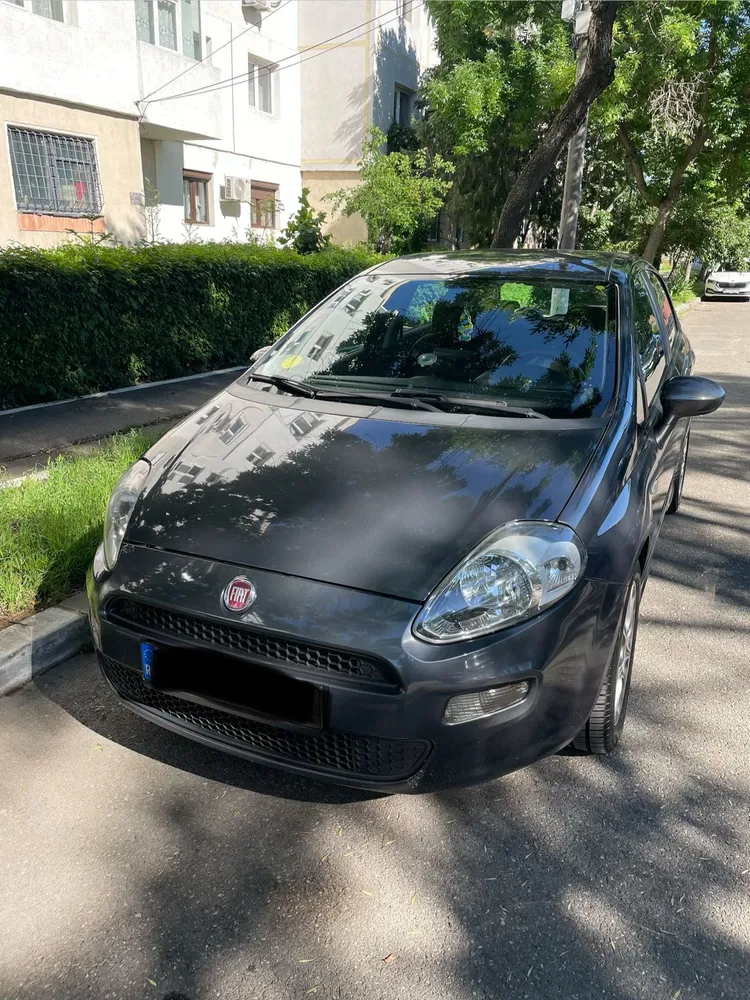 Fotografie: 2014 Fiat Punto