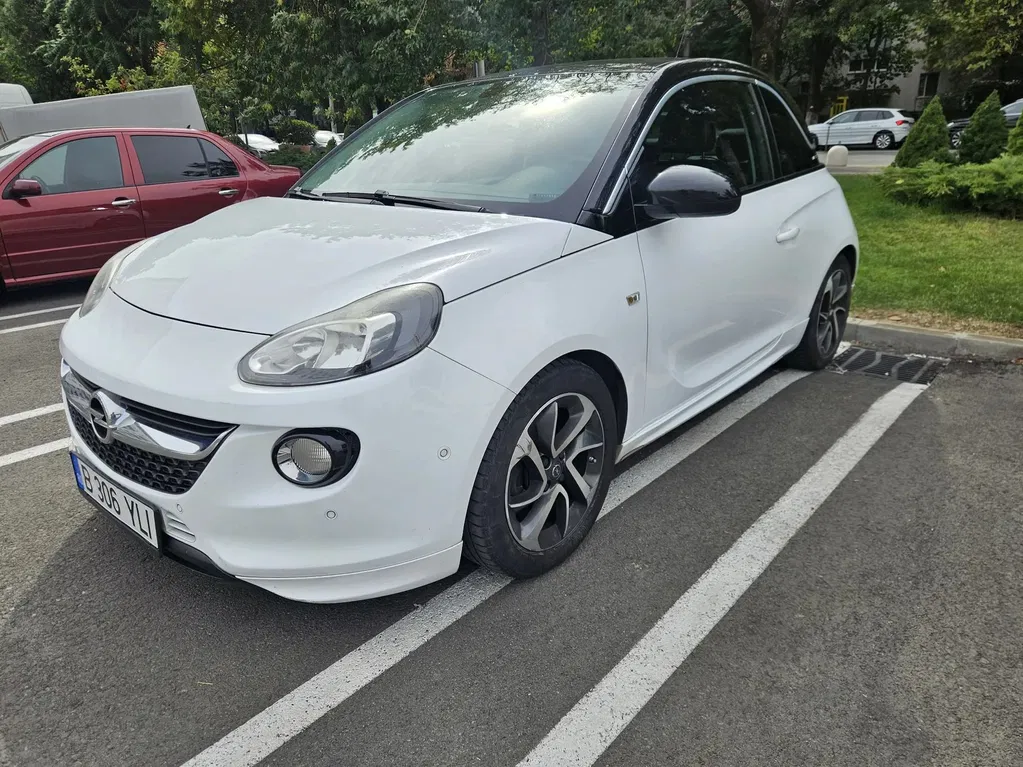 Fotografie: 2015 Opel Adam