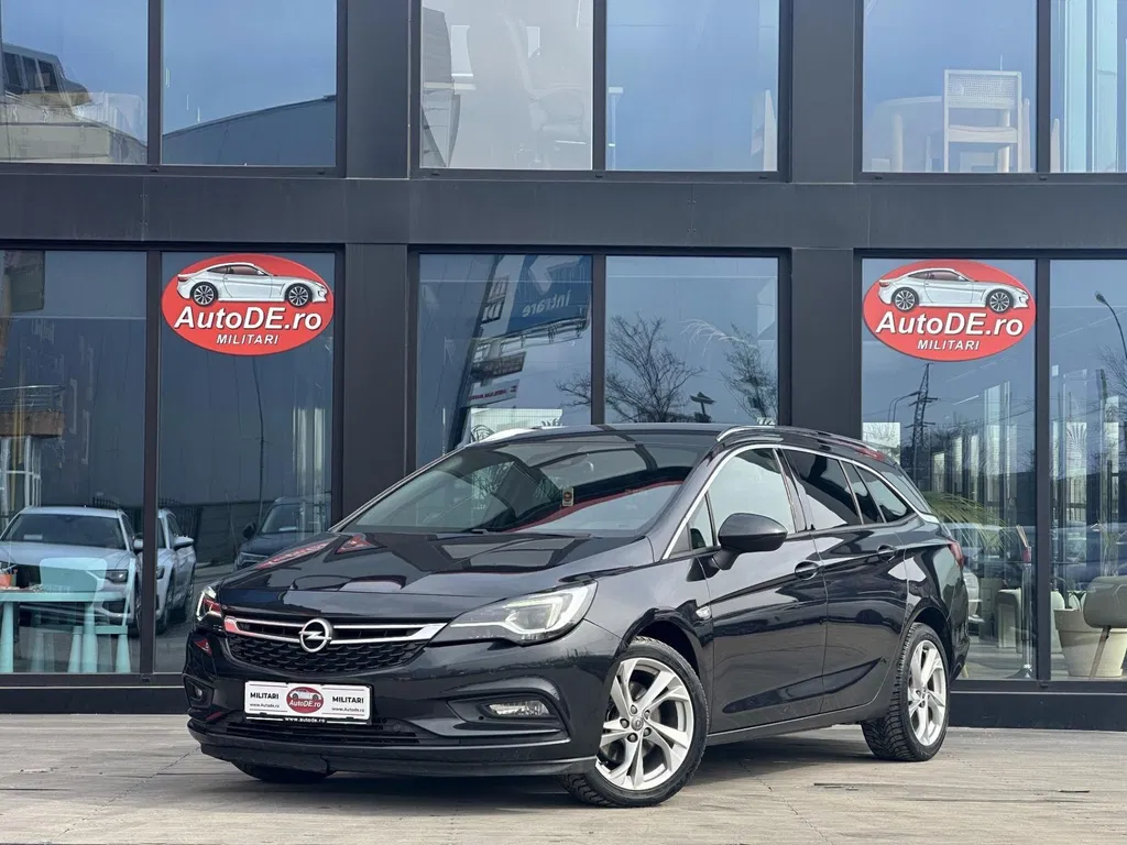 Fotografie: 2016 Opel Astra