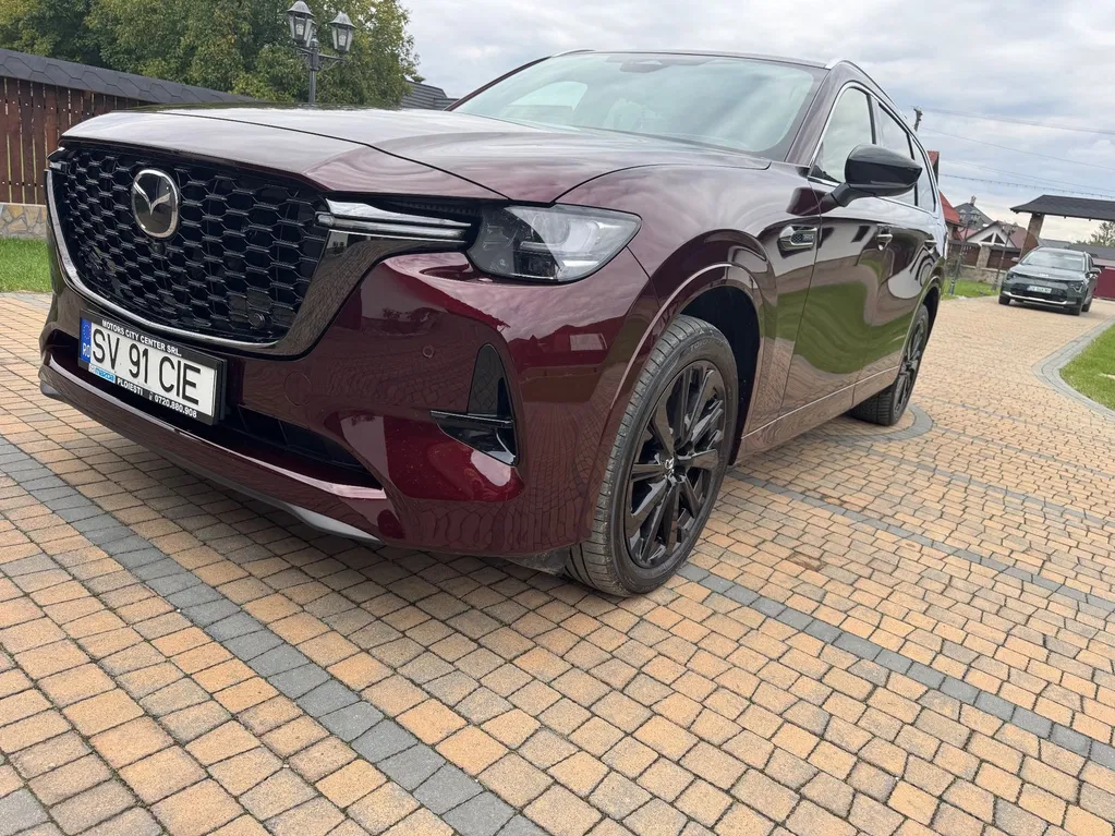 Fotografie: 2024 Mazda CX-80