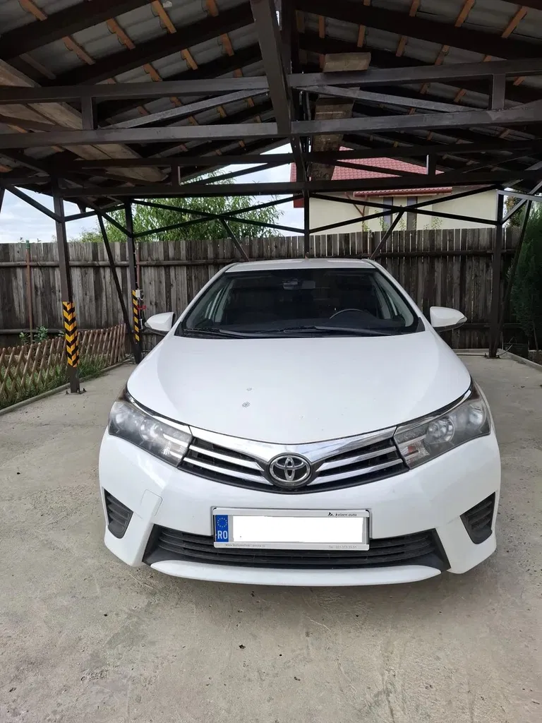Fotografie: 2016 Toyota Corolla
