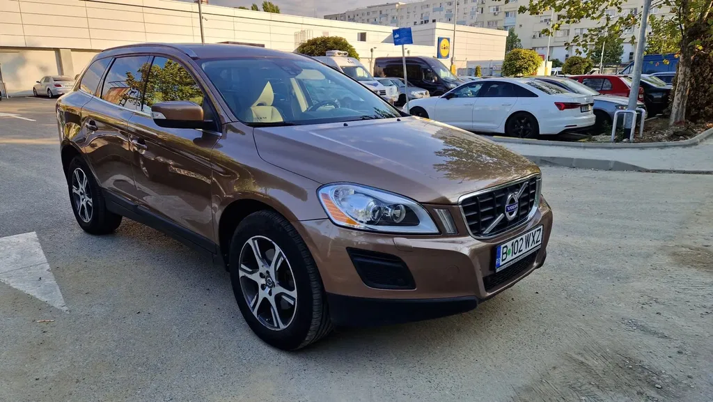 Fotografie: 2010 Volvo XC 60