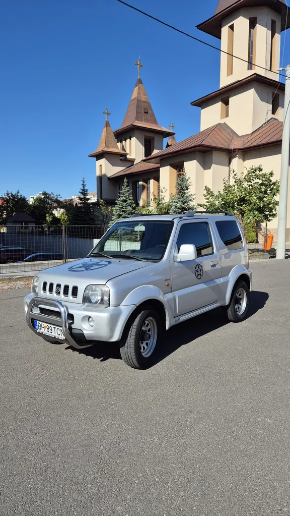 Fotografie: 2002 Suzuki Jimny