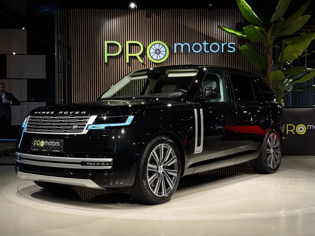 Fotografie: 2022 Land Rover Range Rover
