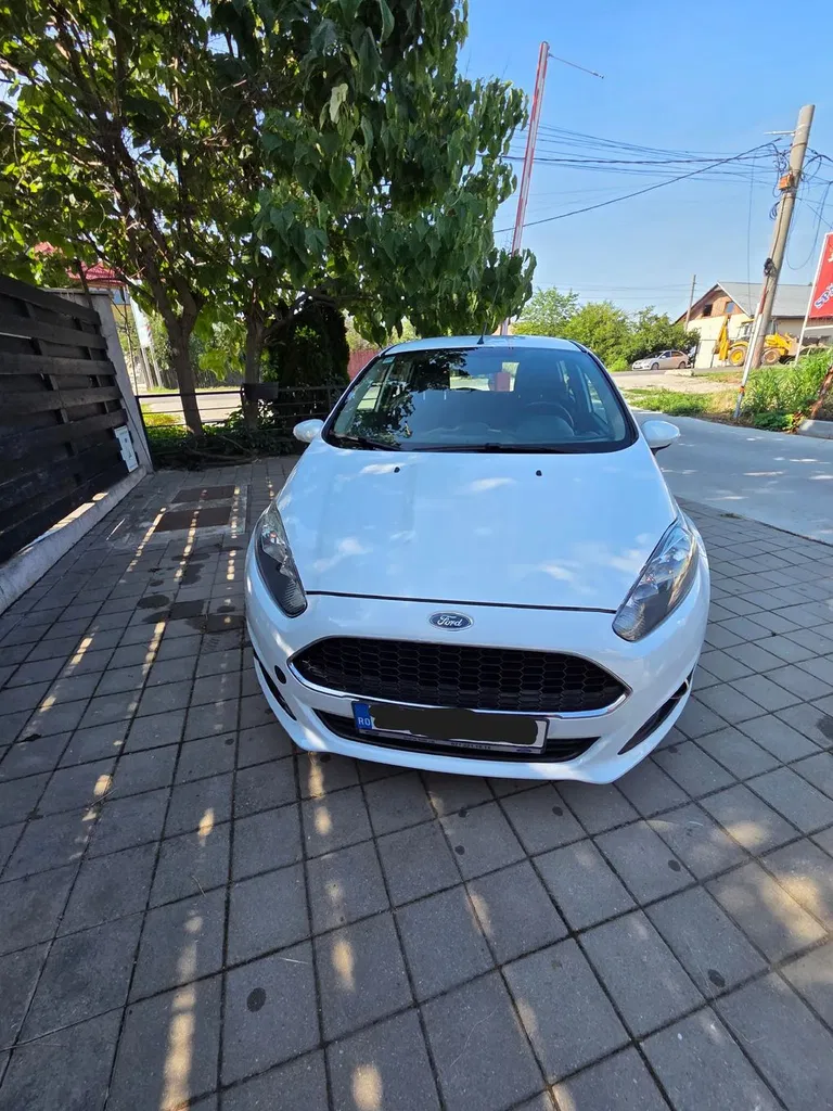 Fotografie: 2016 Ford Fiesta
