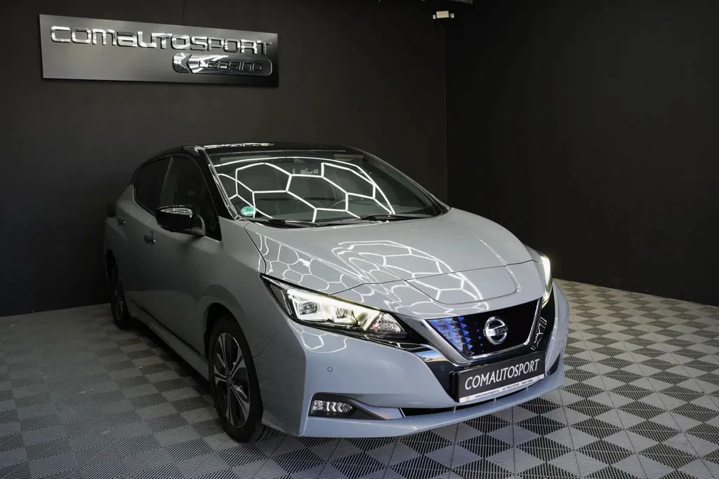 Fotografie: 2022 Nissan Leaf