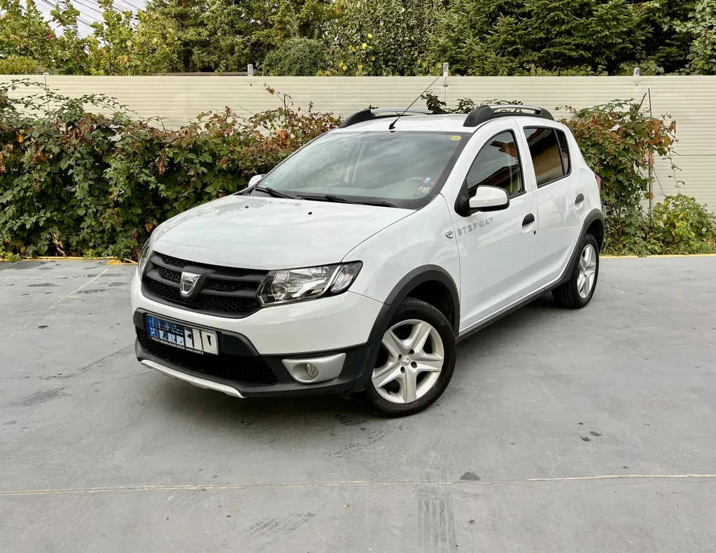 Fotografie: 2016 Dacia Sandero