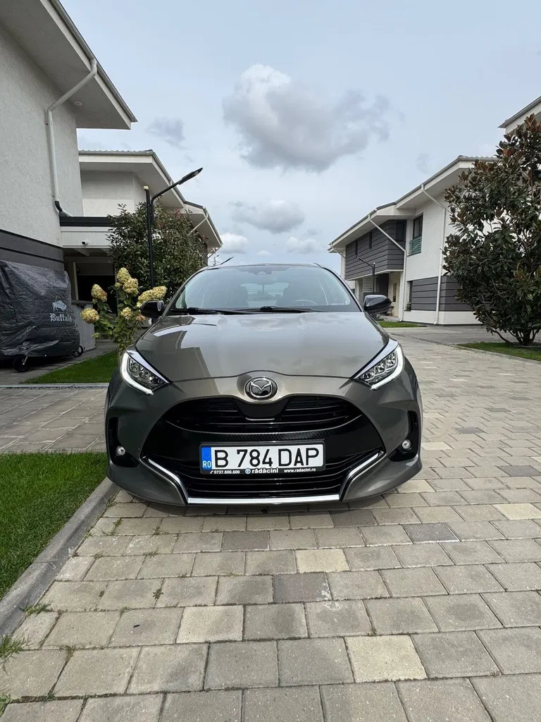 Fotografie: 2022 Mazda 2