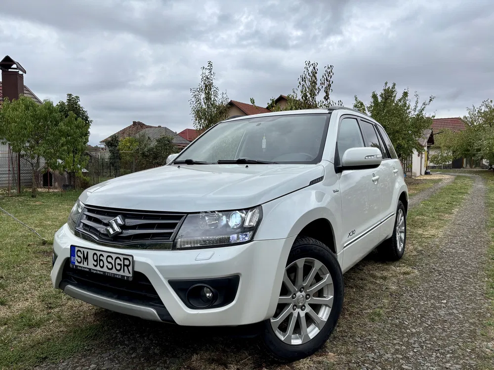 Fotografie: 2014 Suzuki Grand Vitara