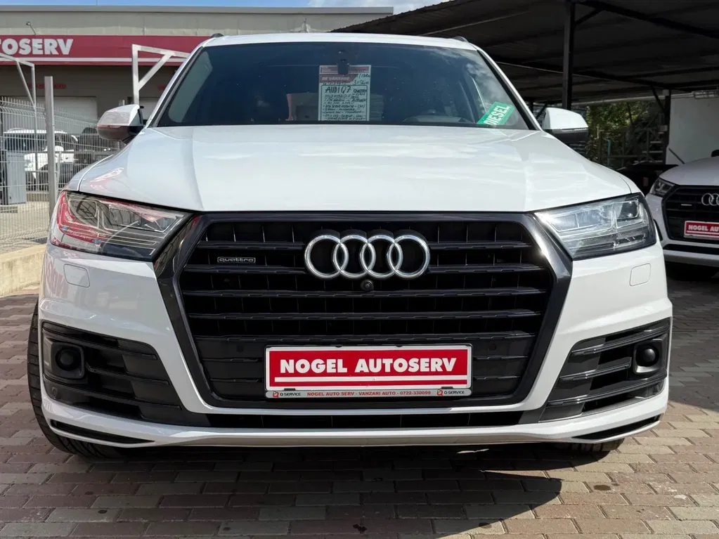 Fotografie: 2018 Audi Q7