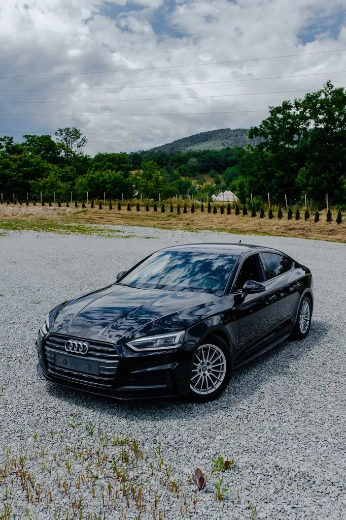 Fotografie: 2018 Audi A5 Sportback