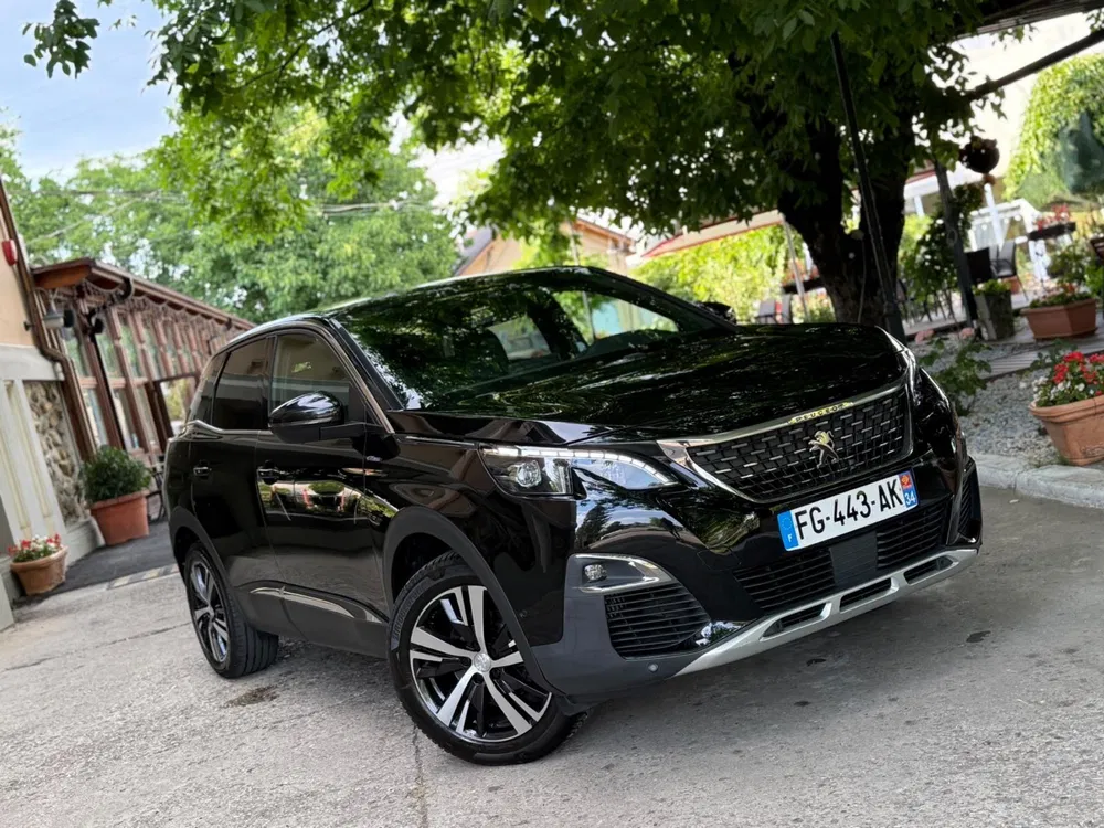 Fotografie: 2020 Peugeot 3008