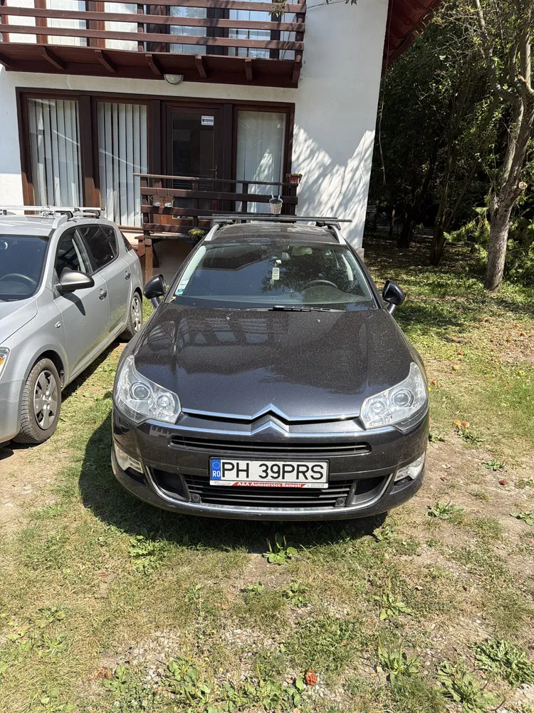 Fotografie: 2011 Citroen C5