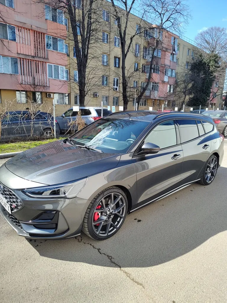 Fotografie: 2025 Ford Focus