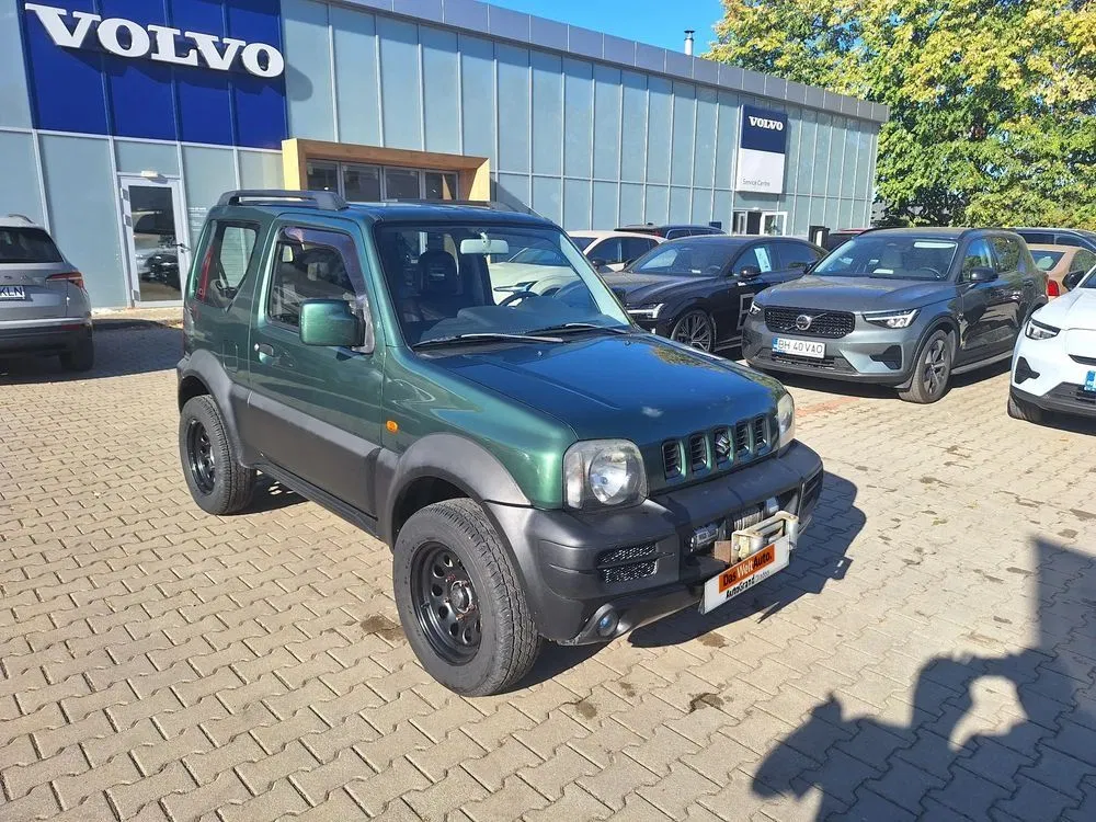 Fotografie: 2009 Suzuki Jimny