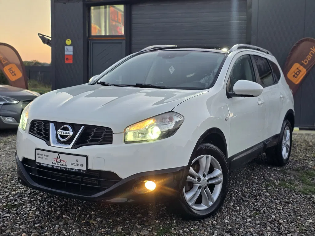 Fotografie: 2012 Nissan Qashqai+2