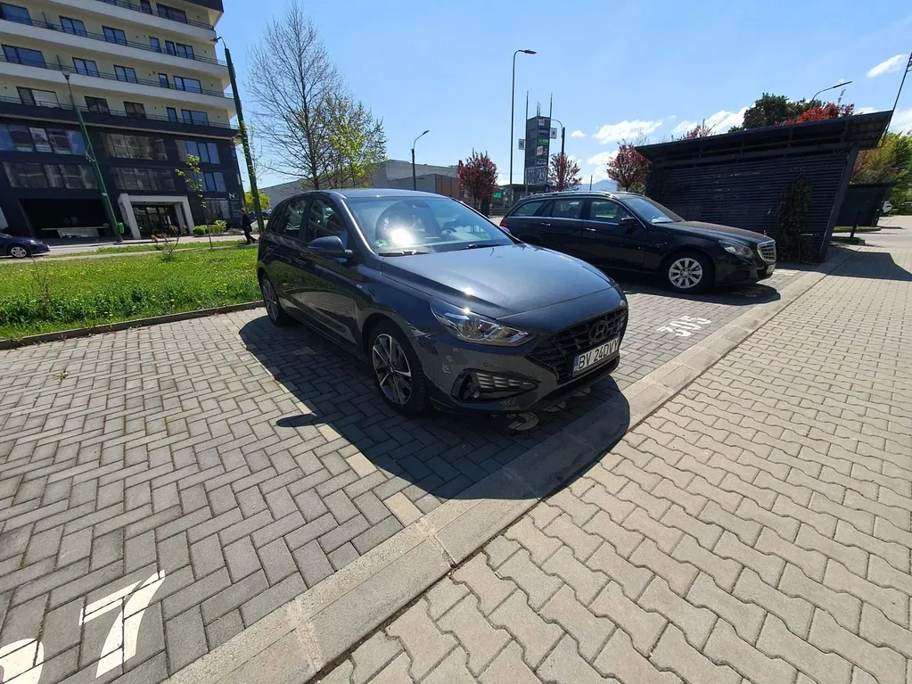 Fotografie: 2023 Hyundai i30