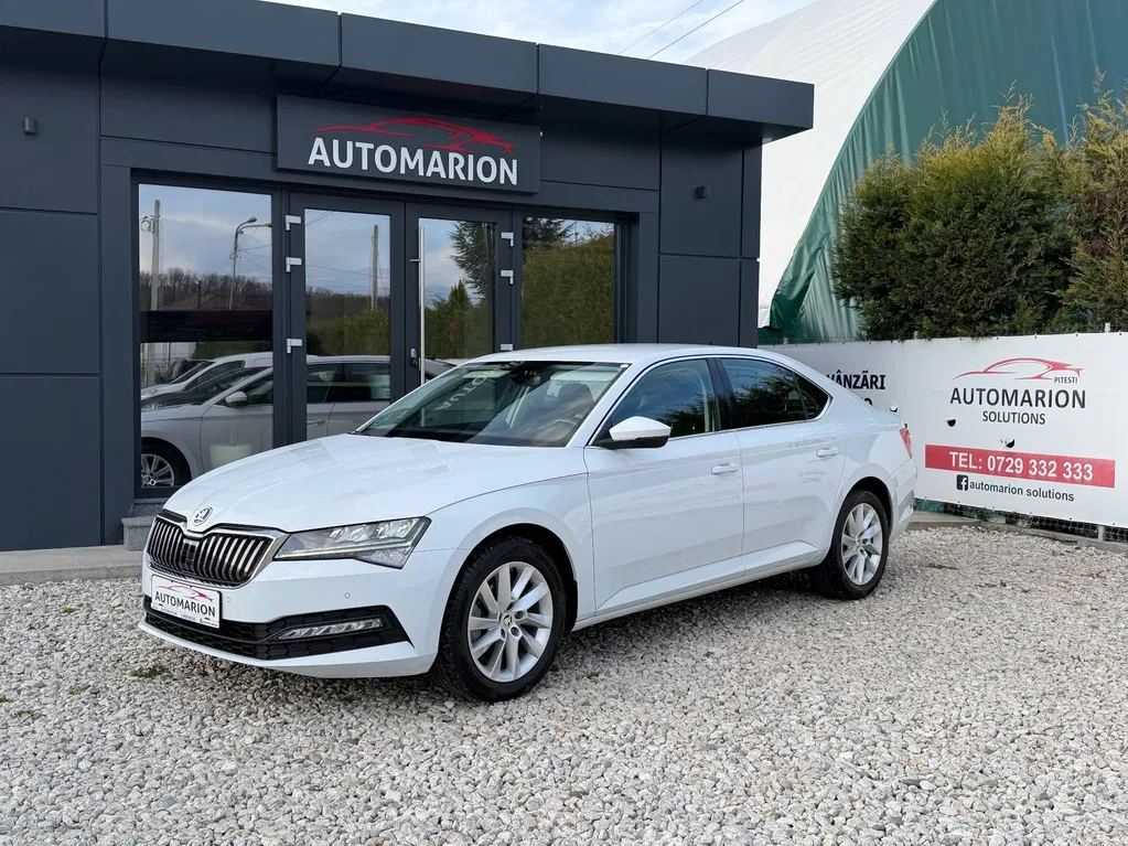 Fotografie: 2022 Skoda Superb