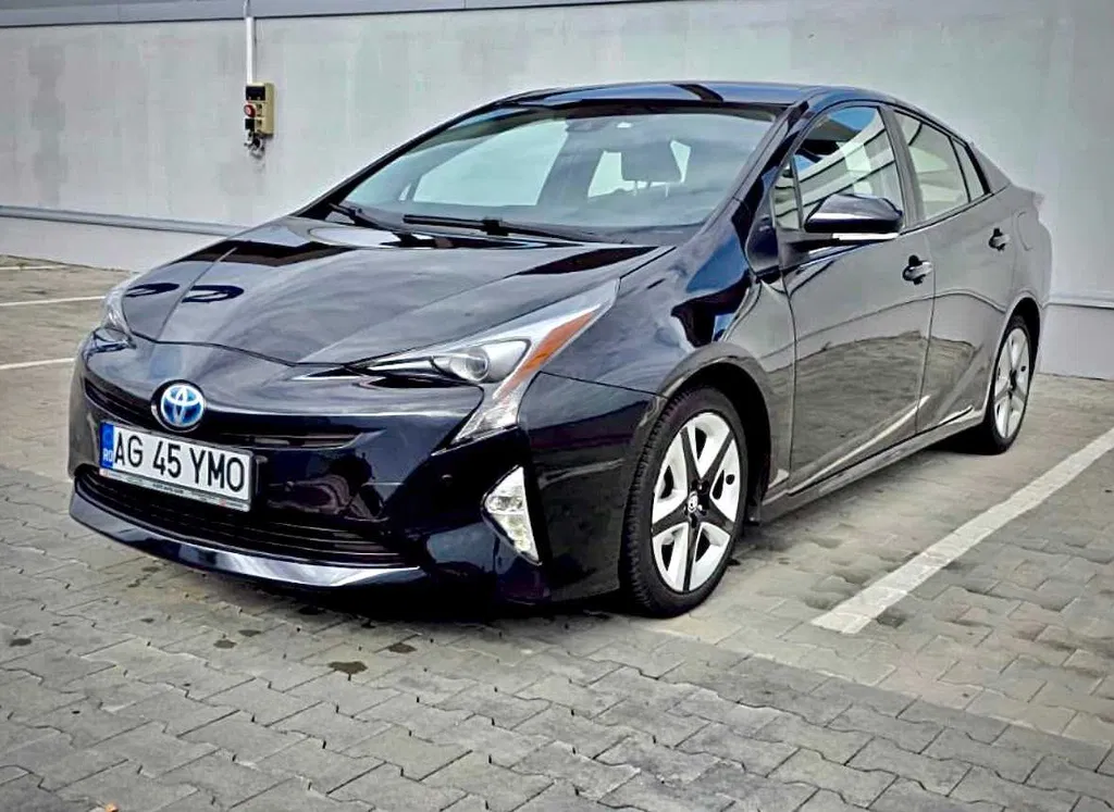 Fotografie: 2016 Toyota Prius