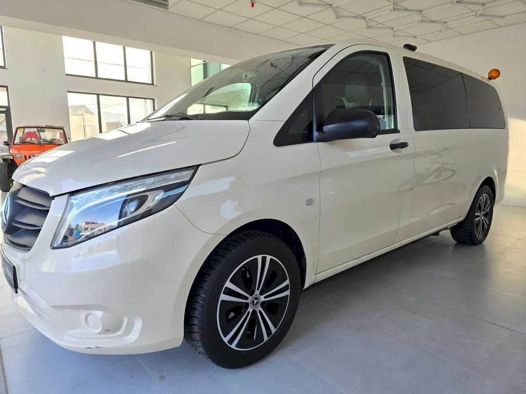 Fotografie: 2021 Mercedes-Benz Vito