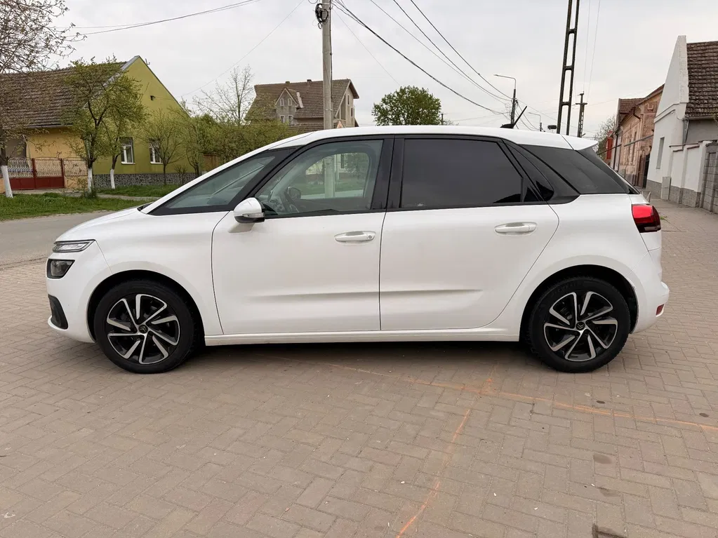 Fotografie: 2018 Citroen C4 Picasso