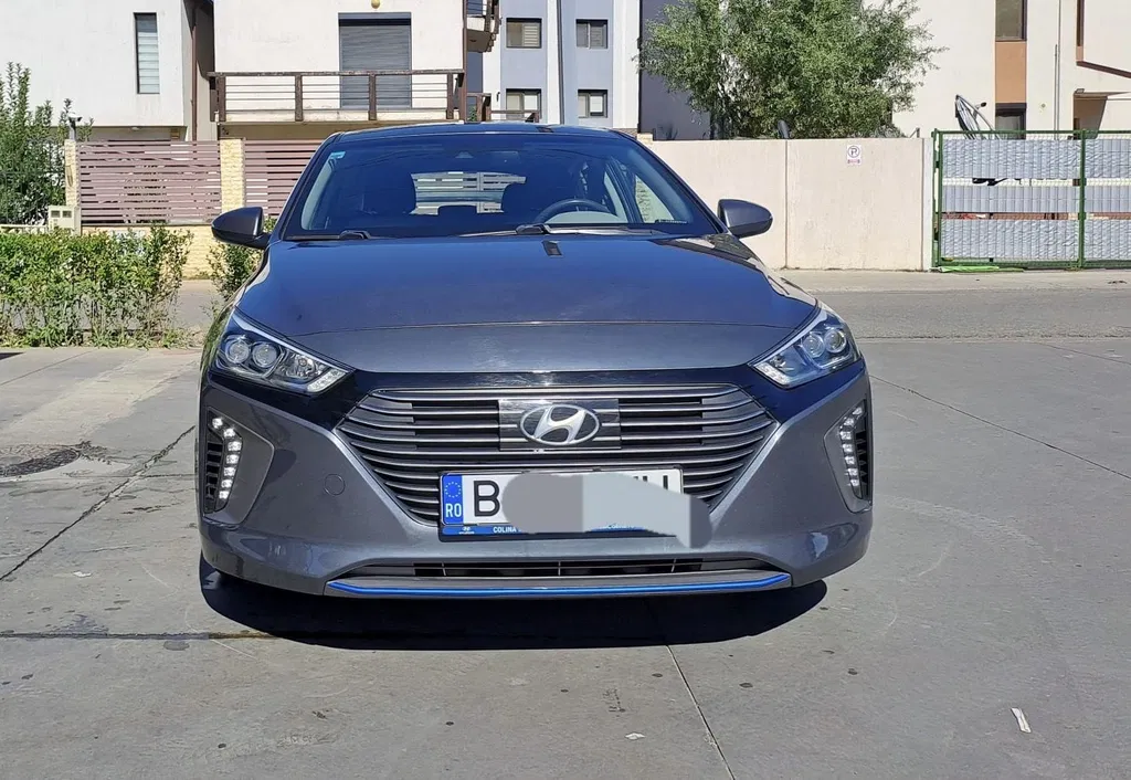 Fotografie: 2018 Hyundai Ioniq