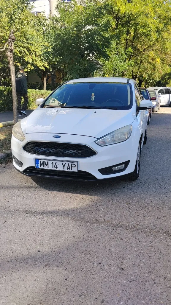 Fotografie: 2015 Ford Focus