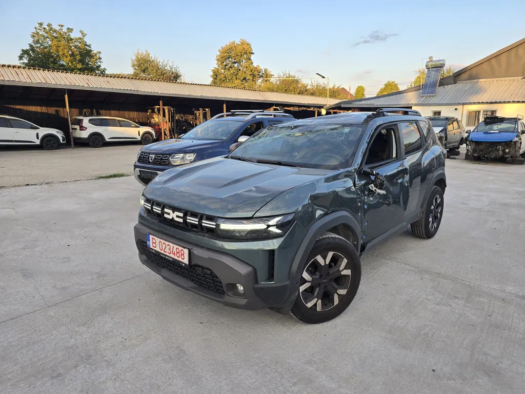 Fotografie: 2024 Dacia Duster